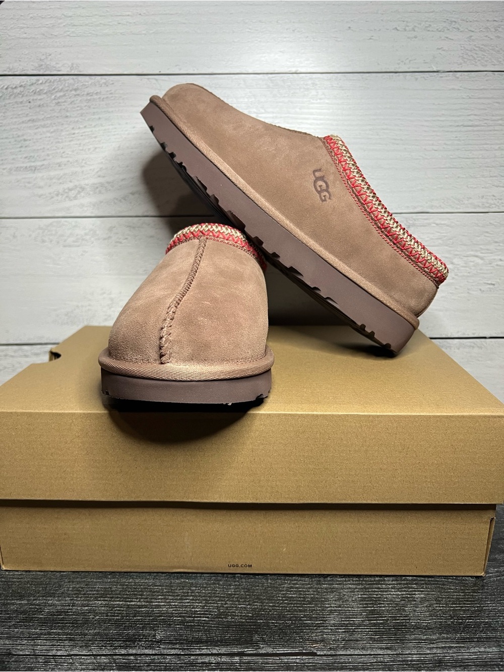 UGG Tasman II